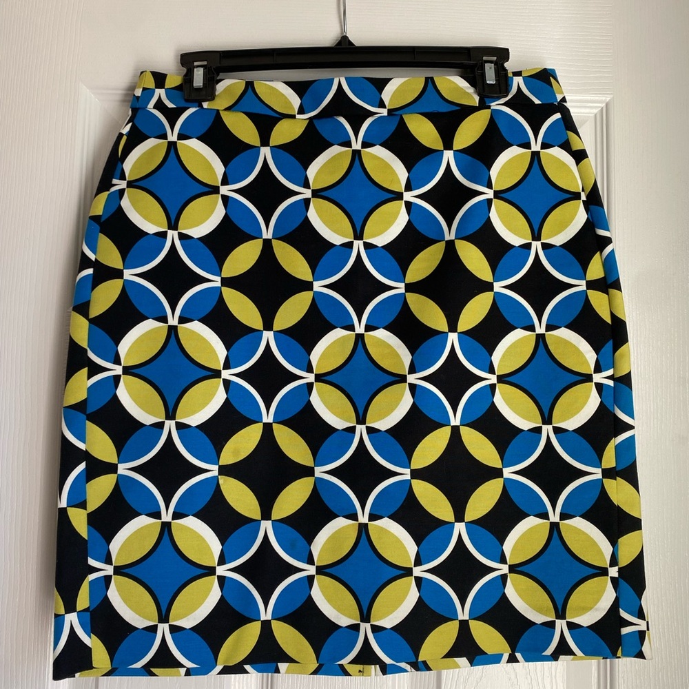Size 4 Geometric Design Pencil Skirt
